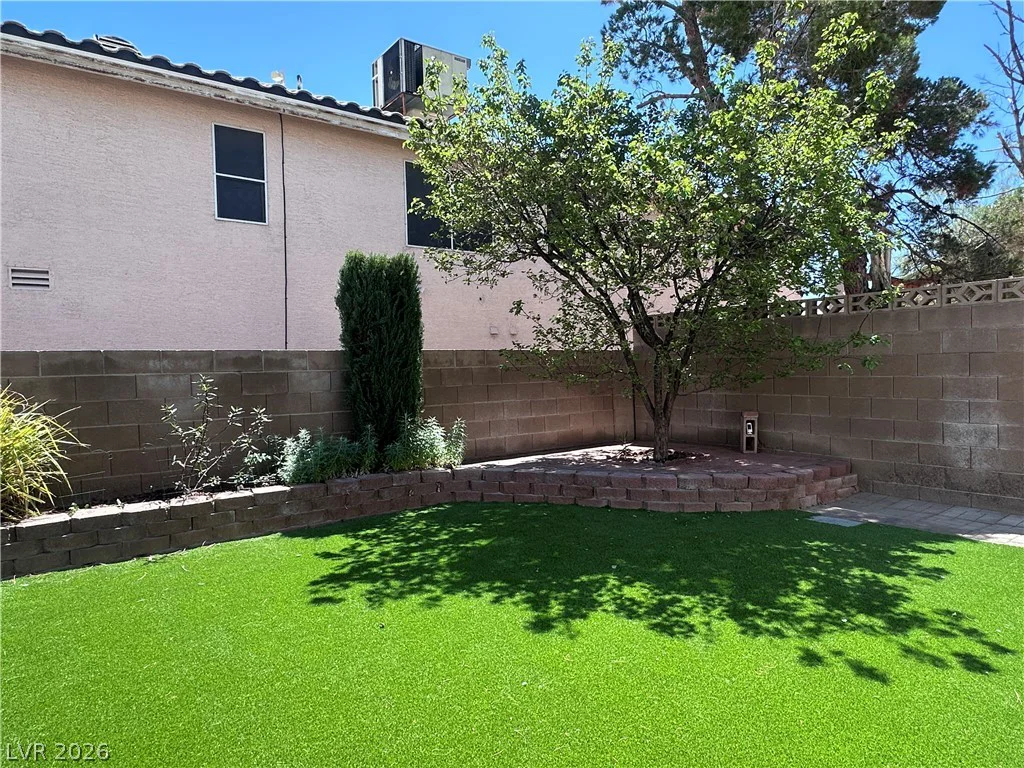 920 Golden Hawk, Las Vegas, NV 89108