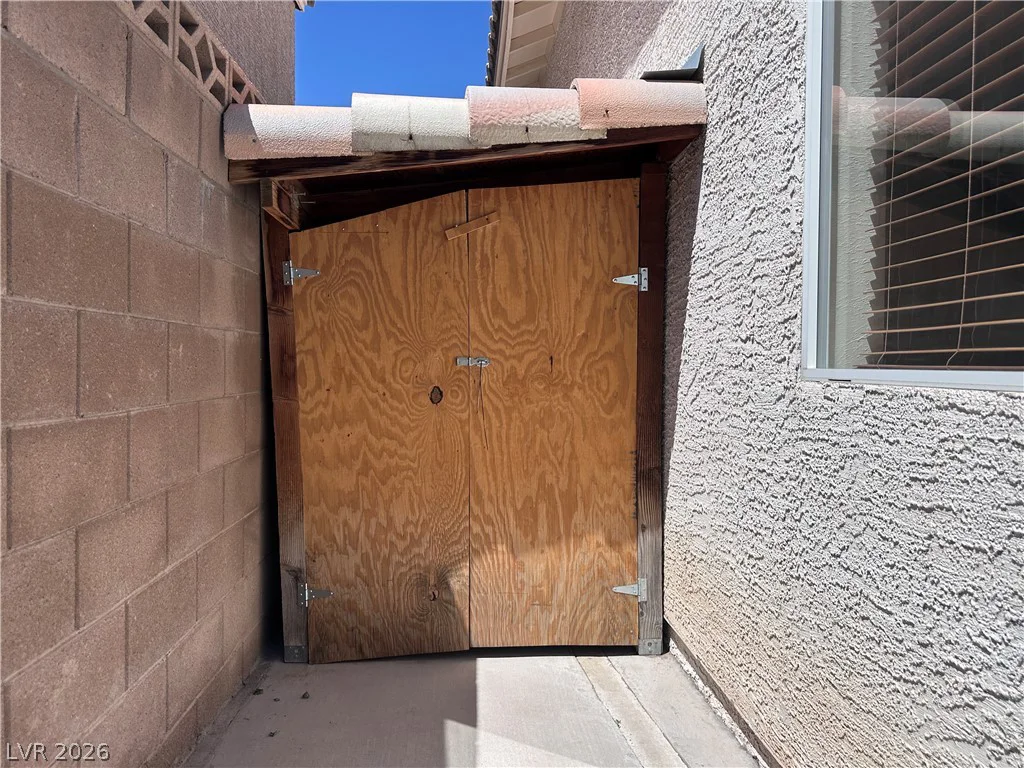 920 Golden Hawk, Las Vegas, NV 89108