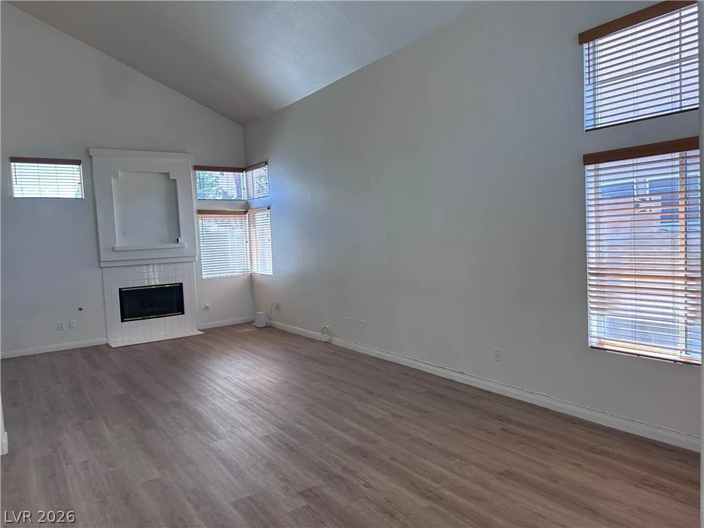 920 Golden Hawk, Las Vegas, NV 89108