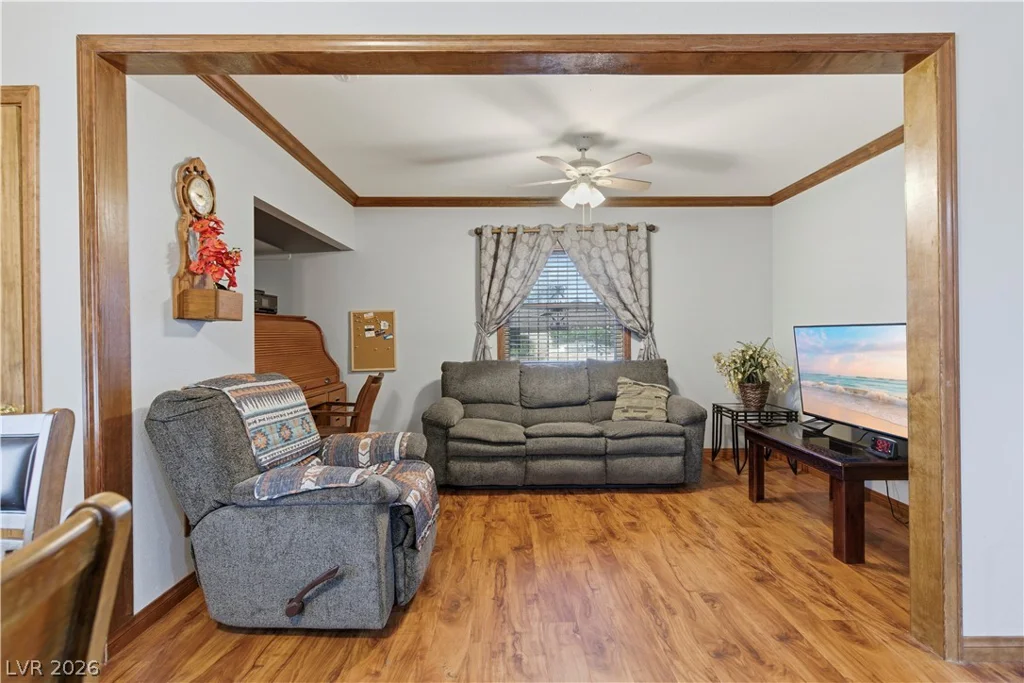 434 Las Casitas, Las Vegas, NV 89121