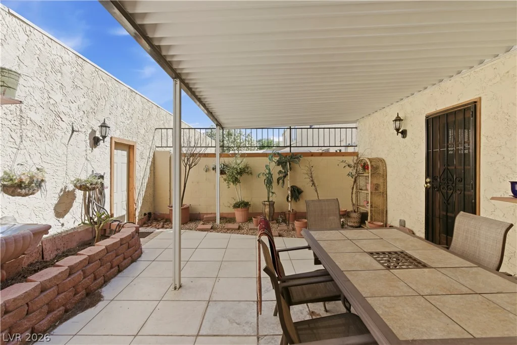 434 Las Casitas, Las Vegas, NV 89121