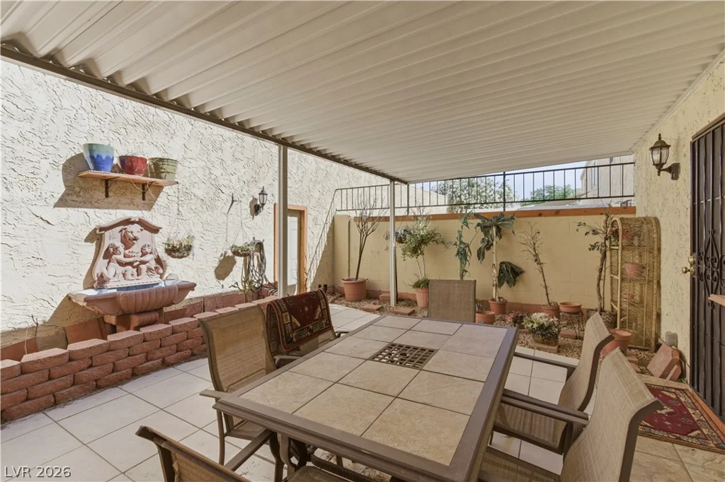 434 Las Casitas, Las Vegas, NV 89121