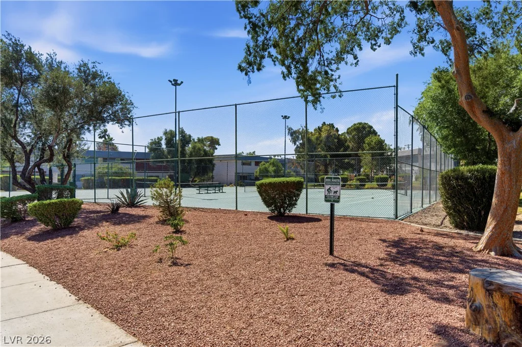 434 Las Casitas, Las Vegas, NV 89121