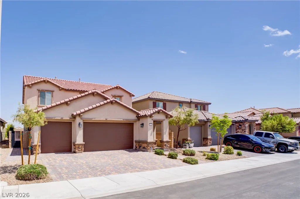 8230 Skye Struck, Las Vegas, NV 89166