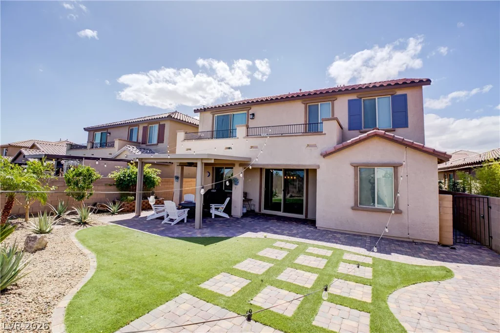 8230 Skye Struck, Las Vegas, NV 89166