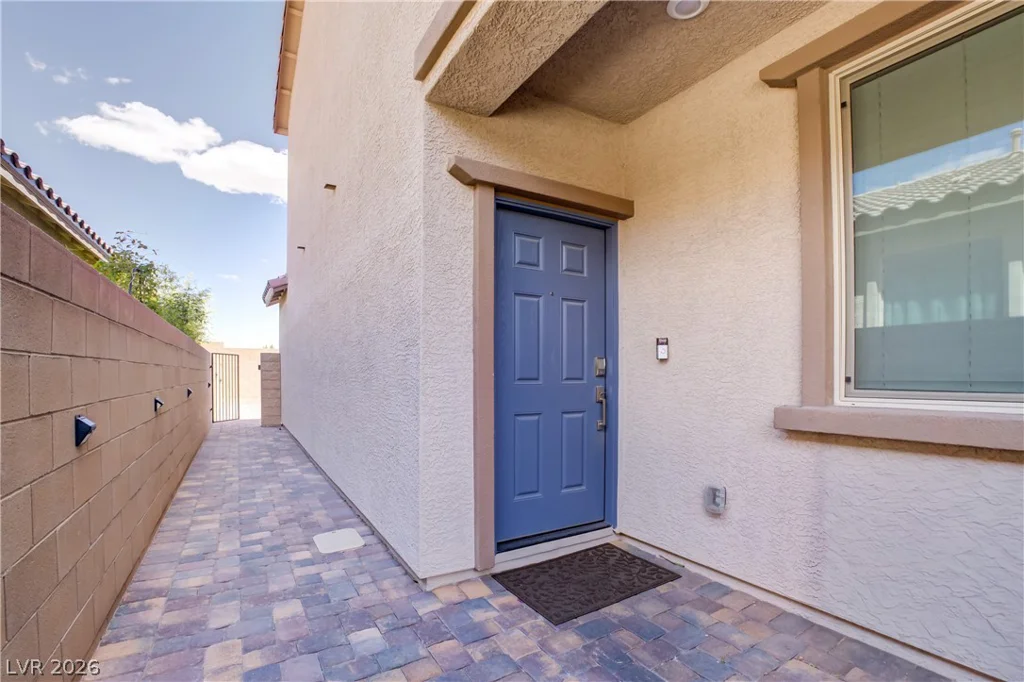 8230 Skye Struck, Las Vegas, NV 89166