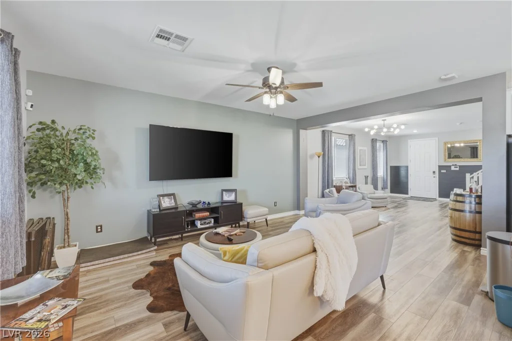 8230 Skye Struck, Las Vegas, NV 89166