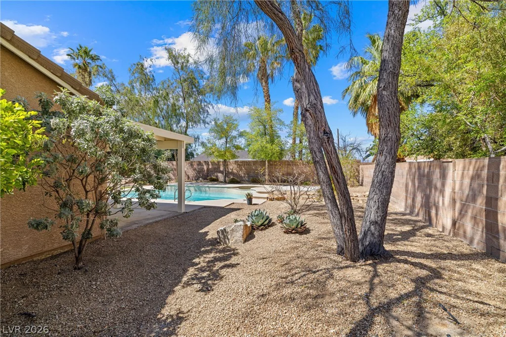 6830 Trinity, Las Vegas, NV 89146