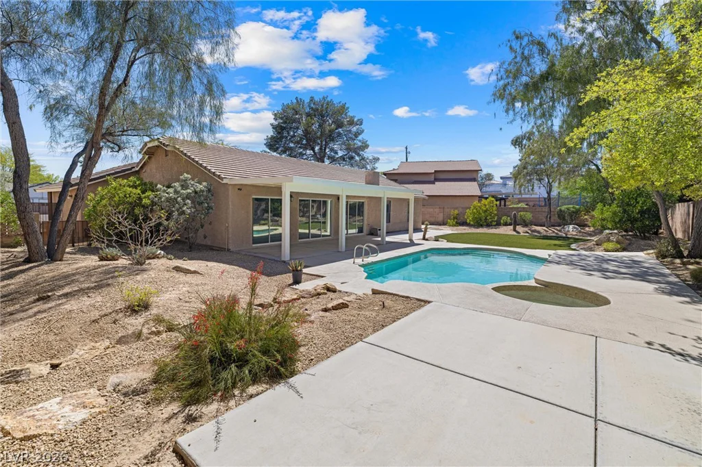 6830 Trinity, Las Vegas, NV 89146
