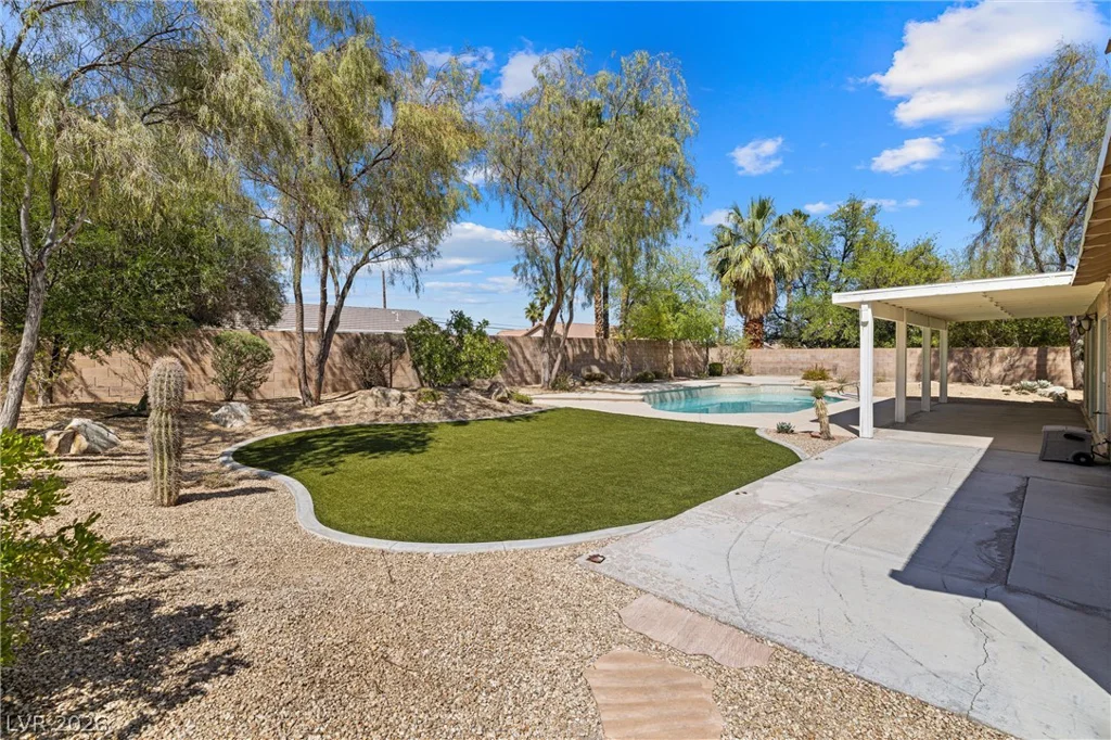 6830 Trinity, Las Vegas, NV 89146