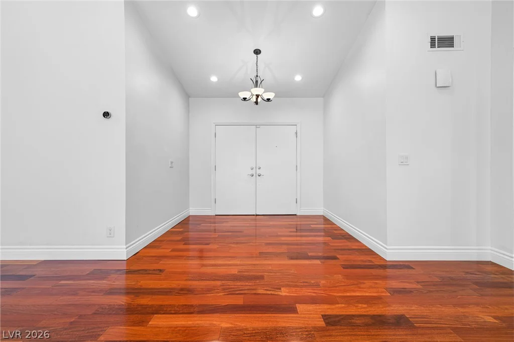 6830 Trinity, Las Vegas, NV 89146