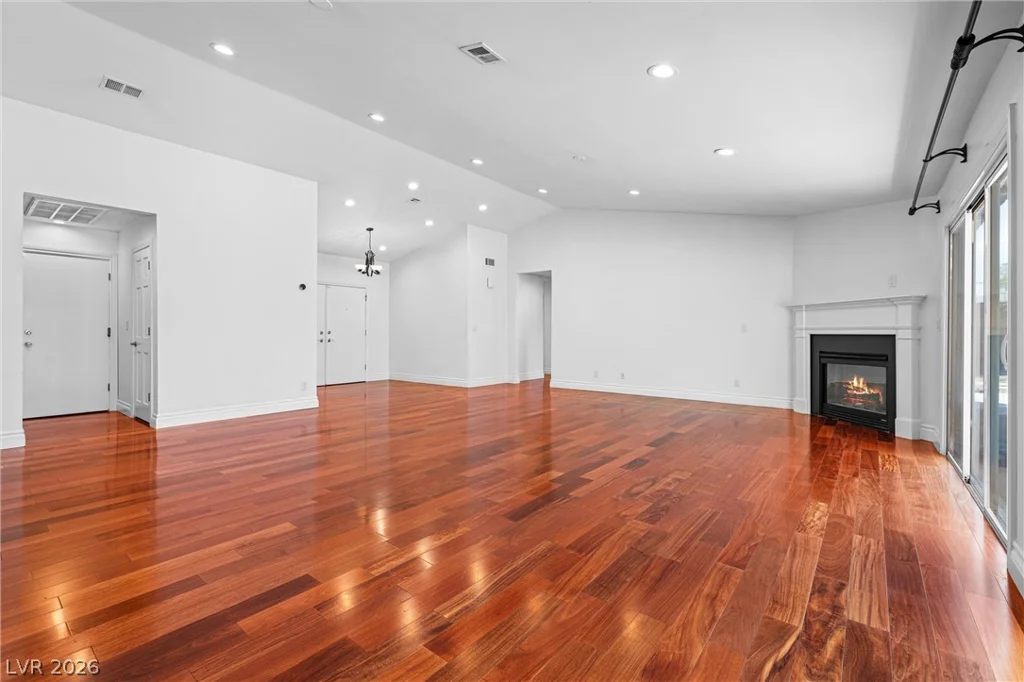 6830 Trinity, Las Vegas, NV 89146