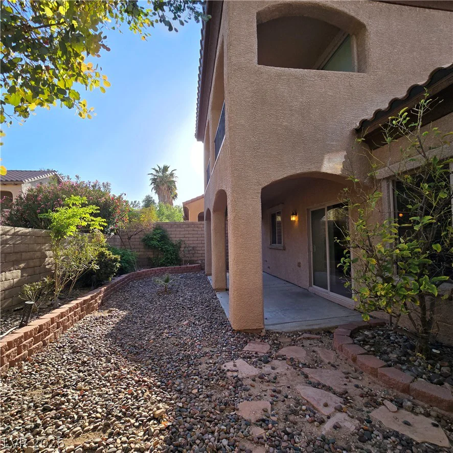 11829 Orense, Las Vegas, NV 89138