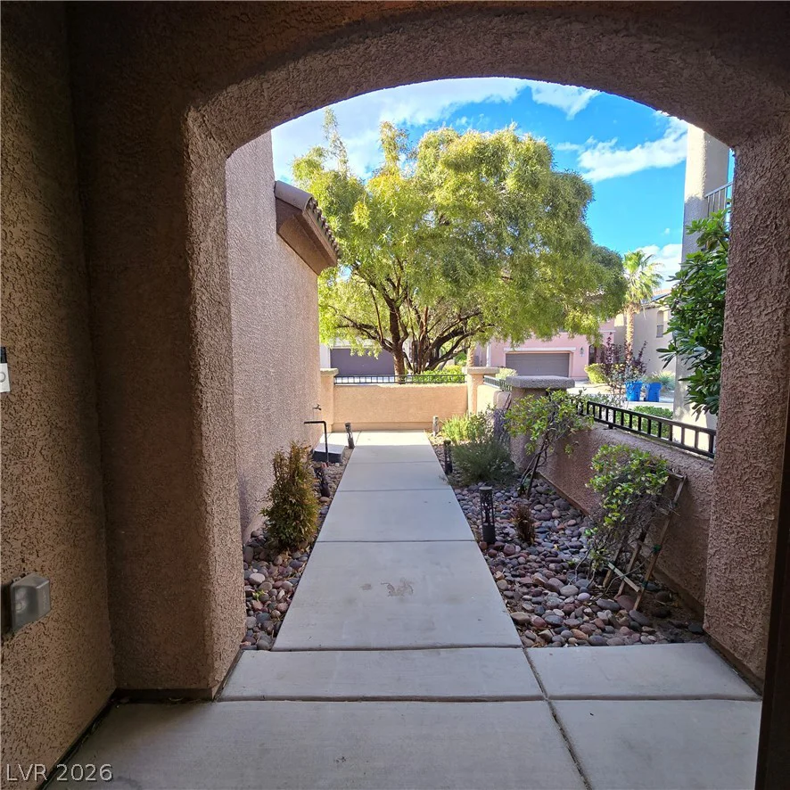 11829 Orense, Las Vegas, NV 89138