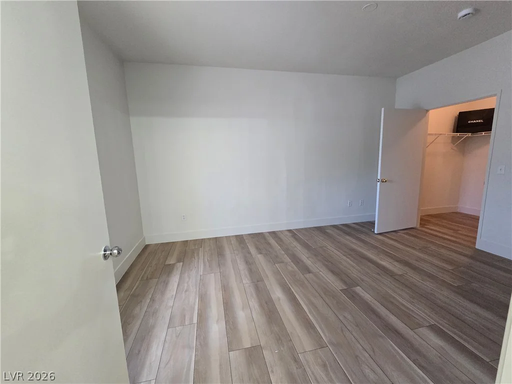 5415 Harmon, Las Vegas, NV 89103