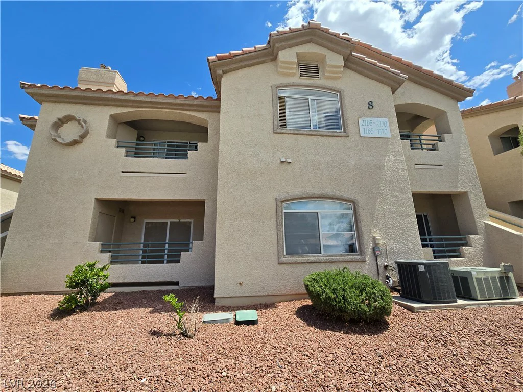 5415 Harmon, Las Vegas, NV 89103