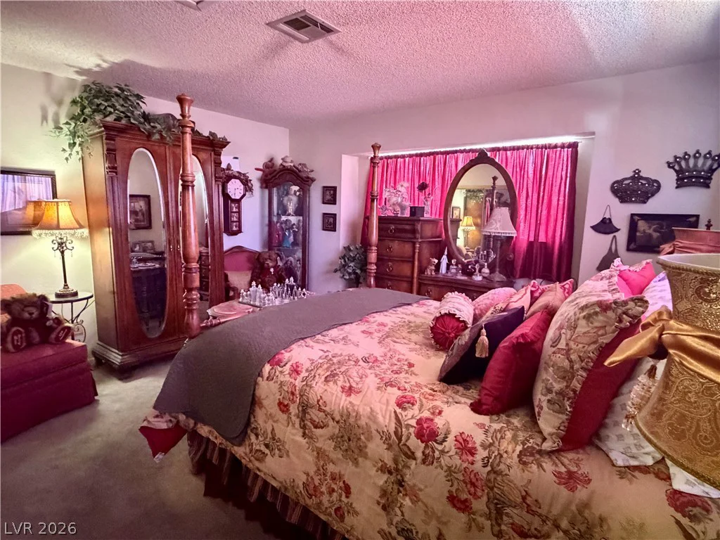 8217 Abercrombe, Las Vegas, NV 89145