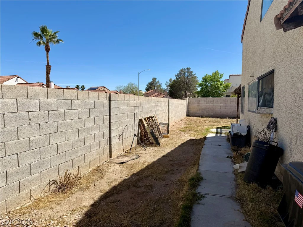 8217 Abercrombe, Las Vegas, NV 89145