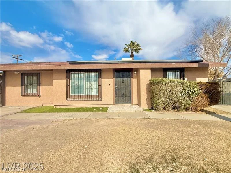 3209 El Morro, Las Vegas, NV 89101