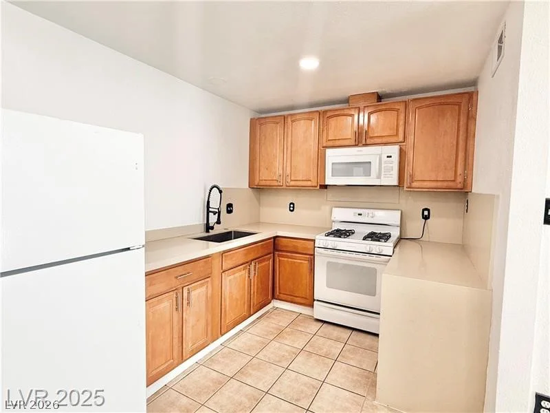 3209 El Morro, Las Vegas, NV 89101