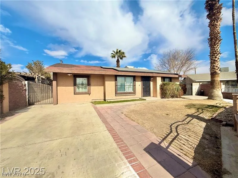 3209 El Morro, Las Vegas, NV 89101