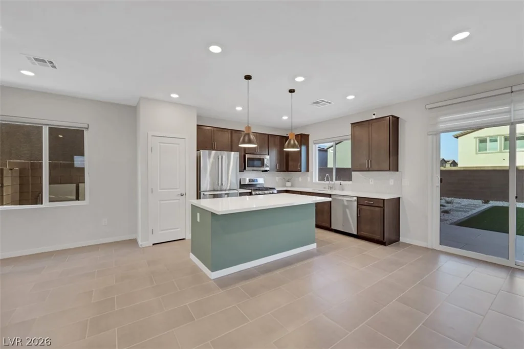 6722 Palmer Crest, North Las Vegas, NV 89086