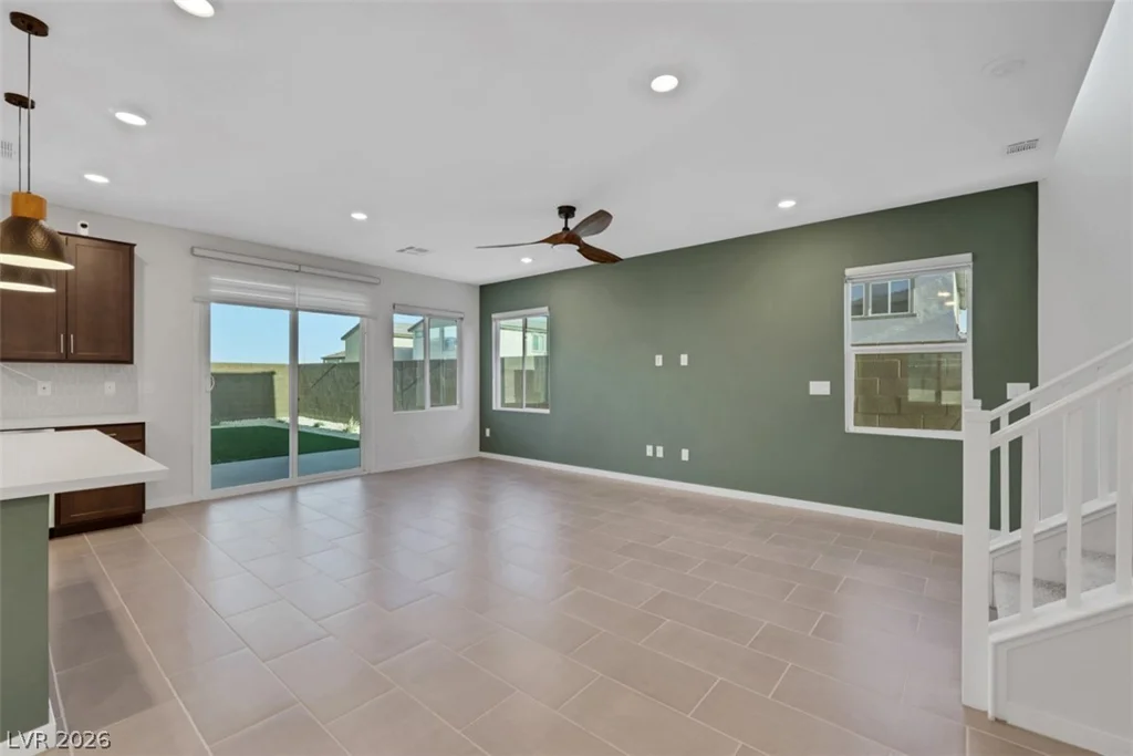 6722 Palmer Crest, North Las Vegas, NV 89086