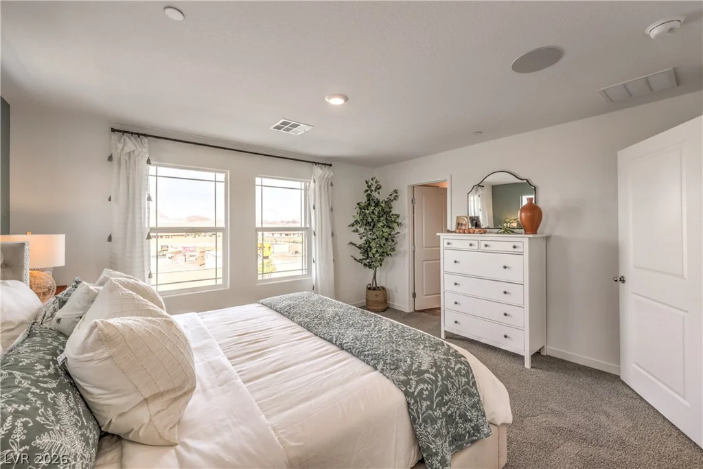 916 Rosy Starling, Henderson, NV 89011