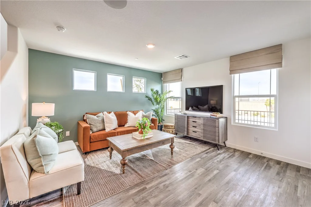 916 Rosy Starling, Henderson, NV 89011