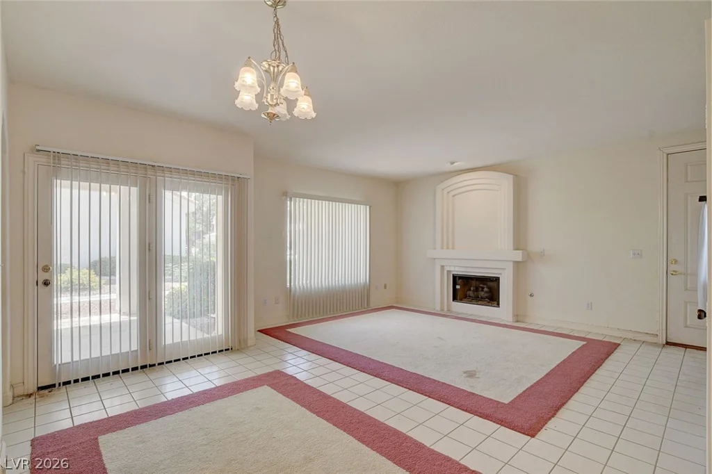 7637 Valley Green, Las Vegas, NV 89149