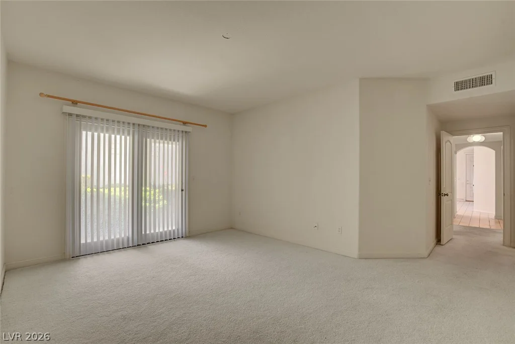 7637 Valley Green, Las Vegas, NV 89149
