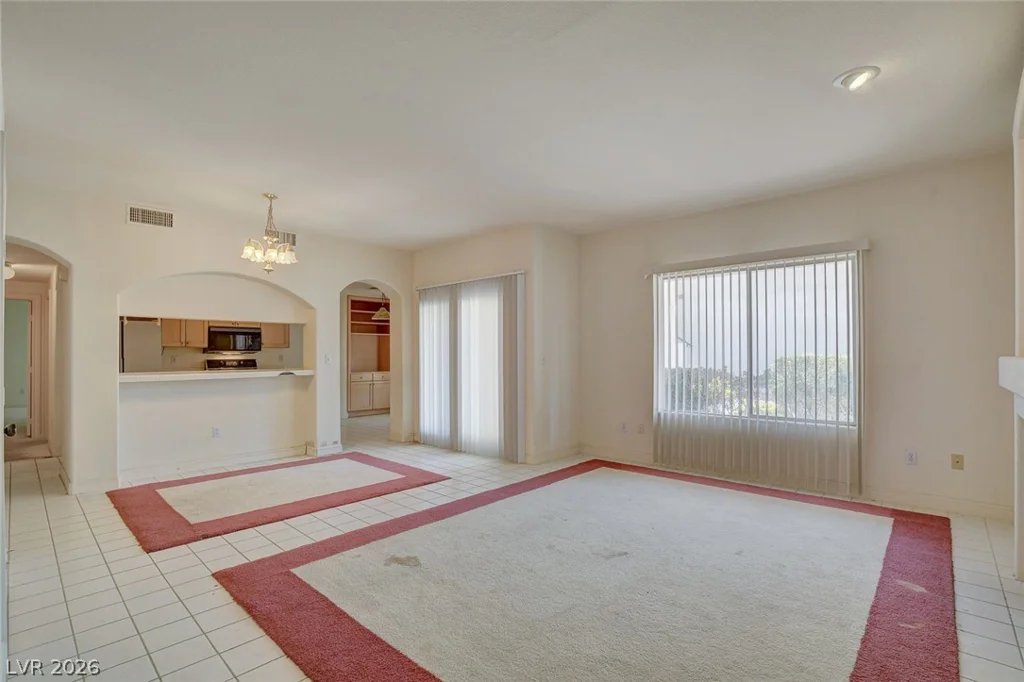 7637 Valley Green, Las Vegas, NV 89149