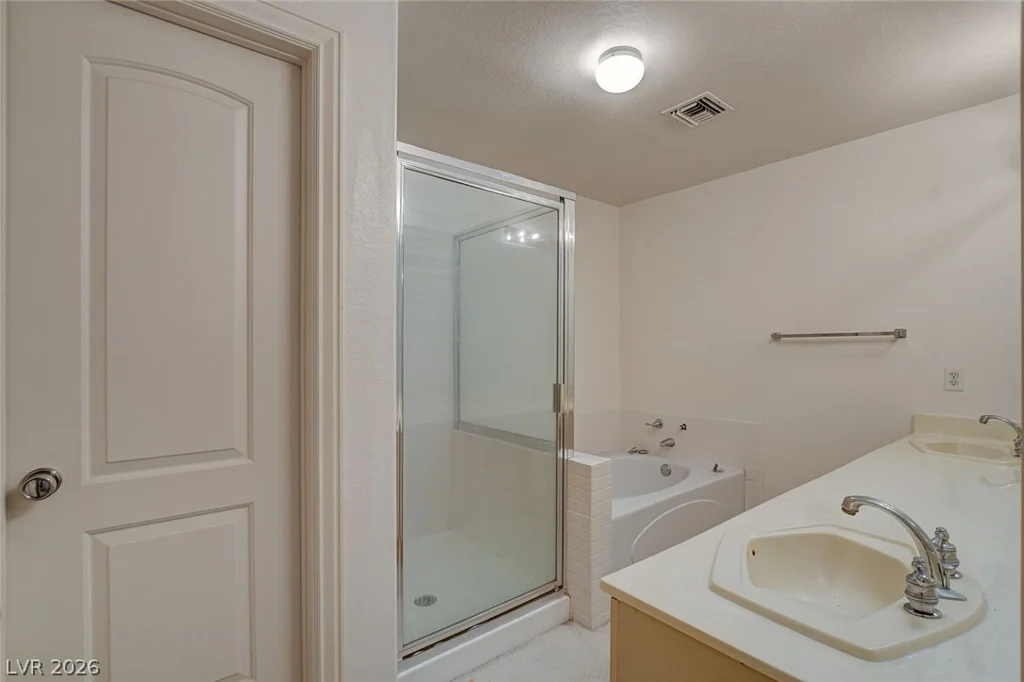 7637 Valley Green, Las Vegas, NV 89149