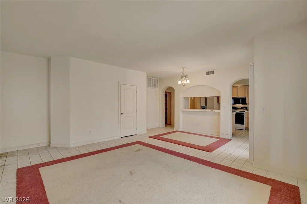 7637 Valley Green, Las Vegas, NV 89149