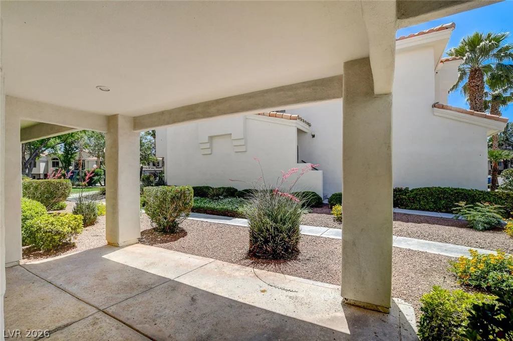 7637 Valley Green, Las Vegas, NV 89149