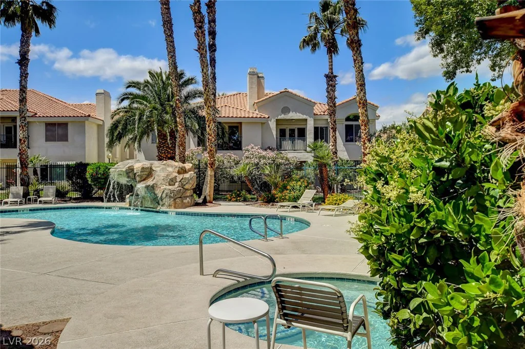 7637 Valley Green, Las Vegas, NV 89149