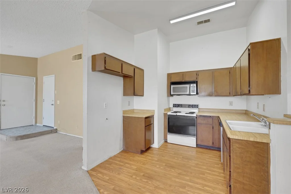 1005 Brookside, Henderson, NV 89015