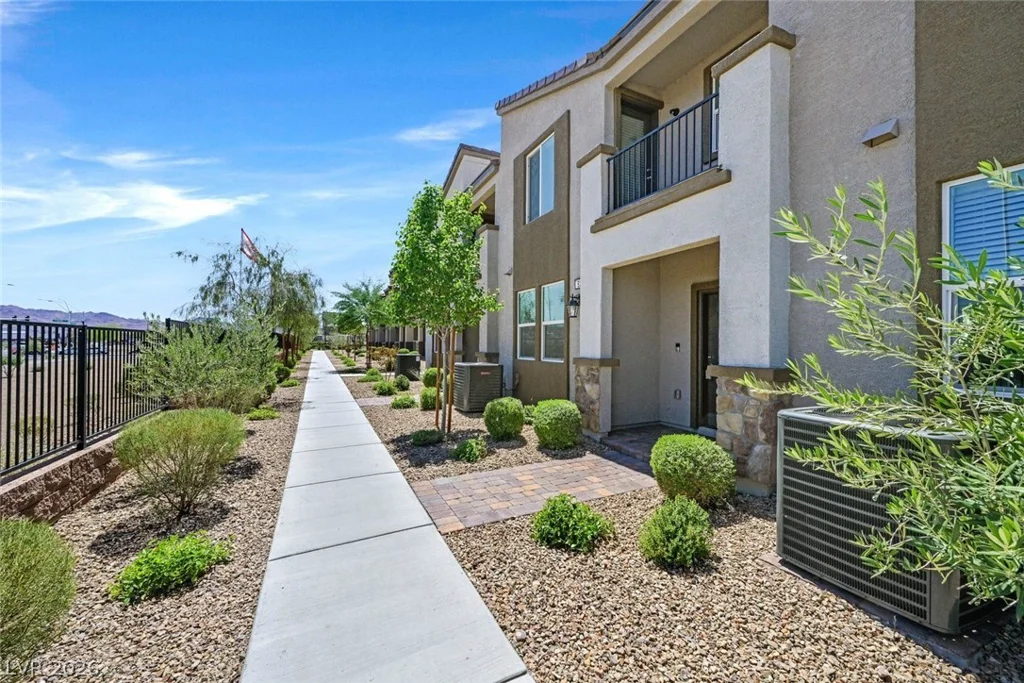 528 Ylang, Henderson, NV 89015