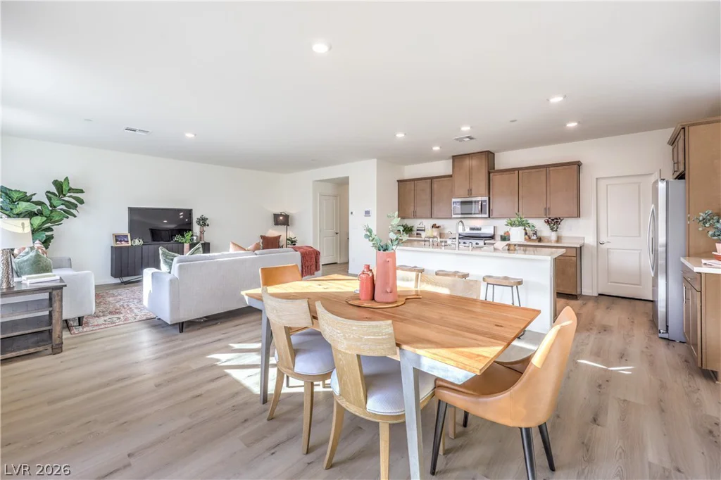 5136 HOLLYBURN, North Las Vegas, NV 89031