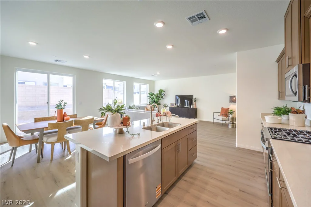 5136 HOLLYBURN, North Las Vegas, NV 89031