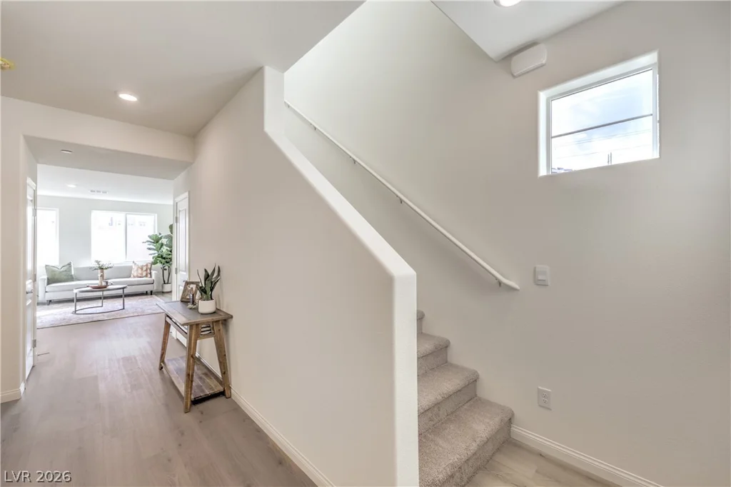 5136 HOLLYBURN, North Las Vegas, NV 89031