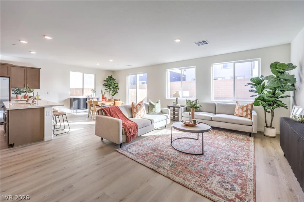 5136 HOLLYBURN, North Las Vegas, NV 89031
