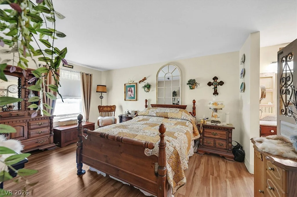 2451 Rainbow, Las Vegas, NV 89108