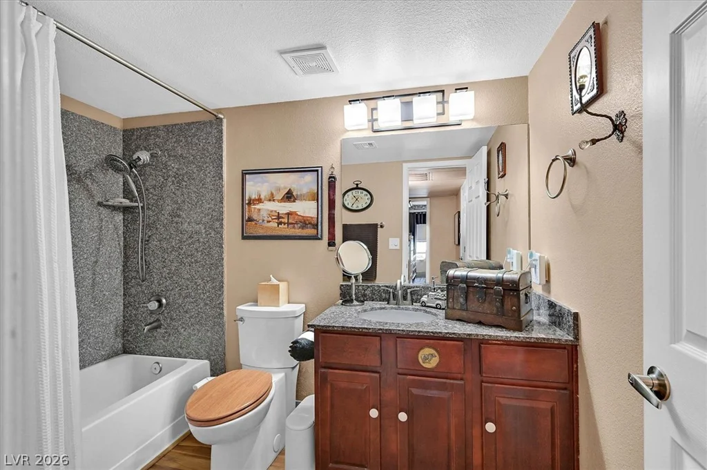 2451 Rainbow, Las Vegas, NV 89108