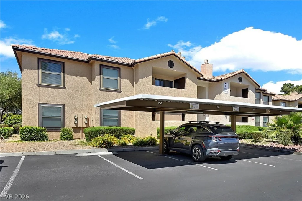 2451 Rainbow, Las Vegas, NV 89108