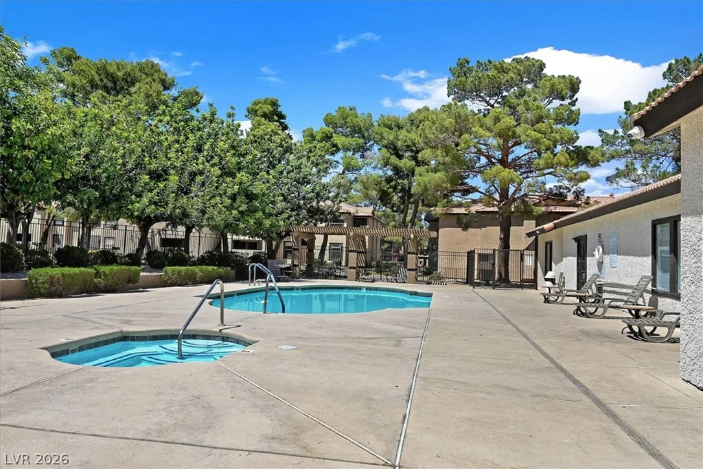 2451 Rainbow, Las Vegas, NV 89108