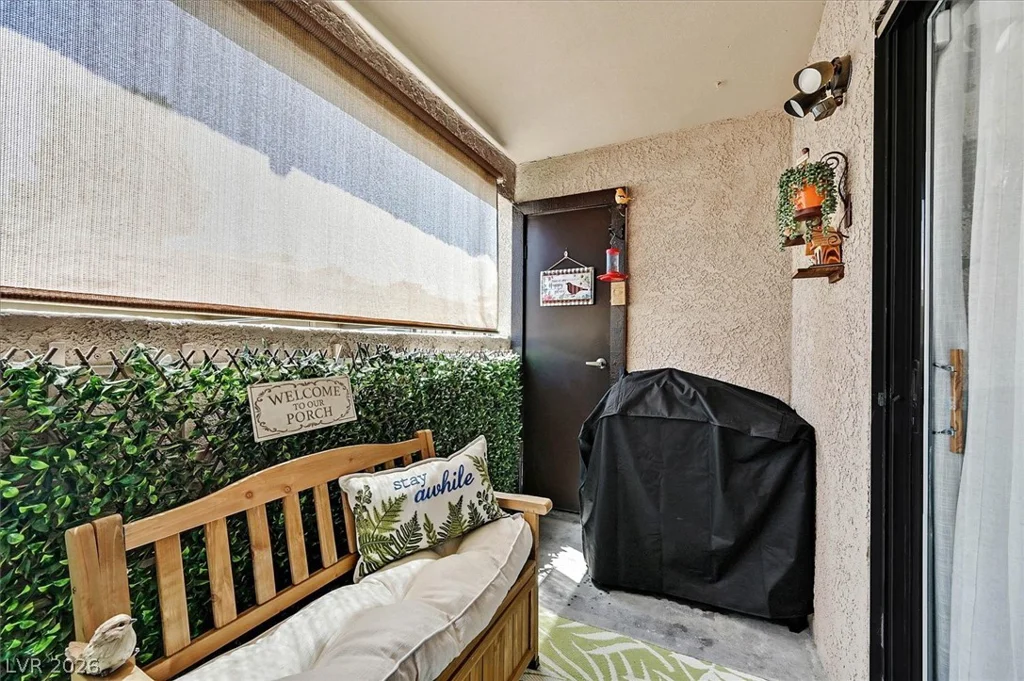 2451 Rainbow, Las Vegas, NV 89108