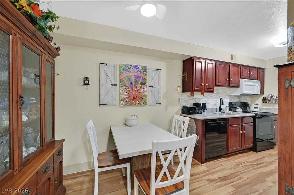 2451 Rainbow, Las Vegas, NV 89108