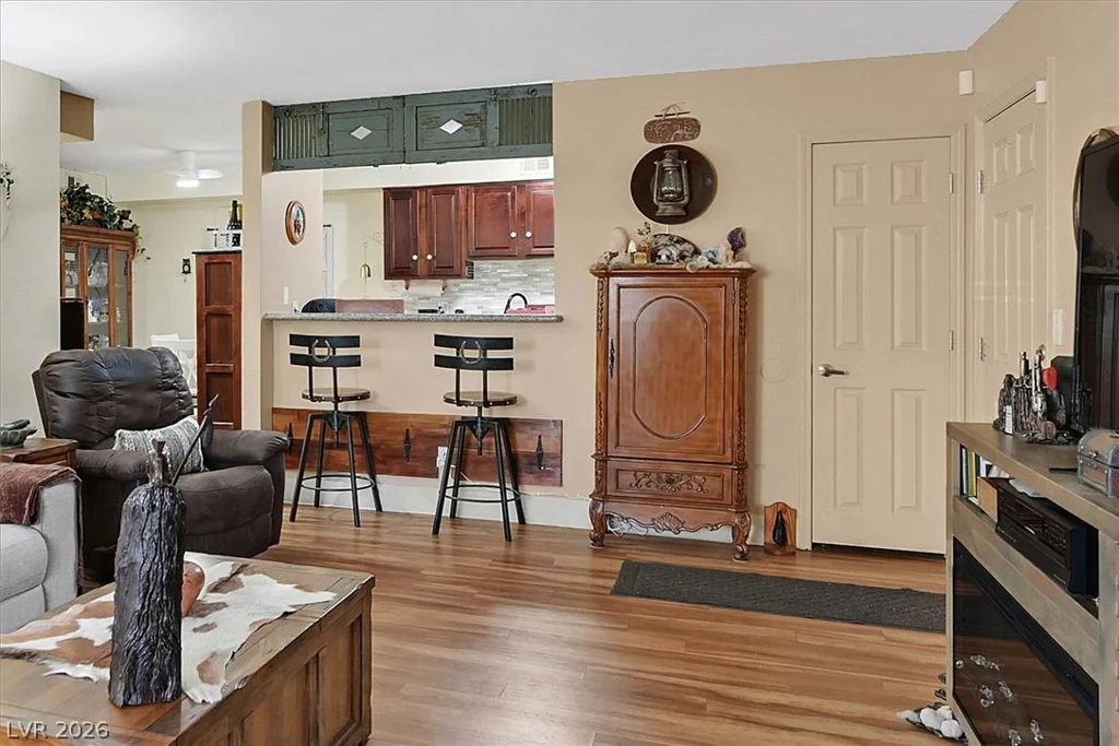 2451 Rainbow, Las Vegas, NV 89108