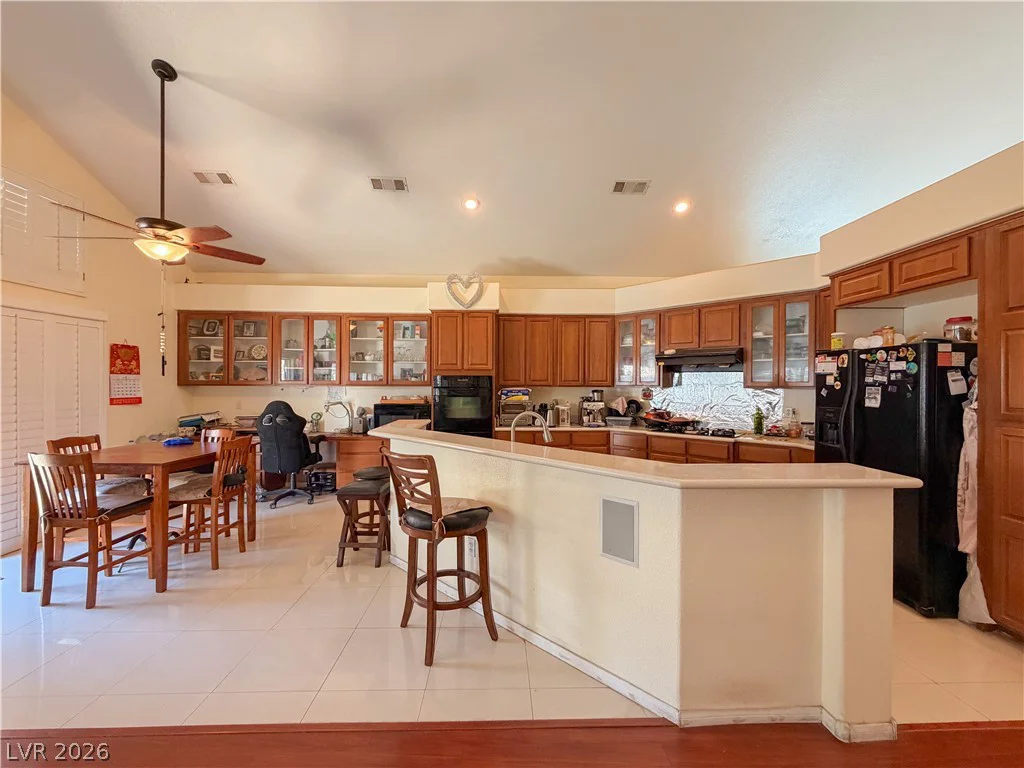 230 Whitly Bay, Las Vegas, NV 89148